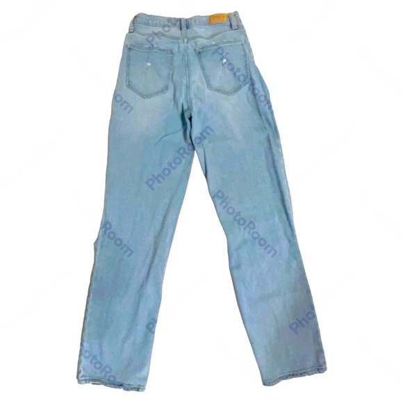 Abercrombie and Fitch distressed 90’s Straight High rise cropped jeans-size 4/27 - Picture 3 of 4